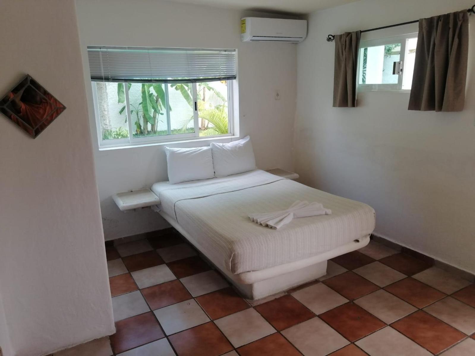 Oyo Dos Mundos Hotel