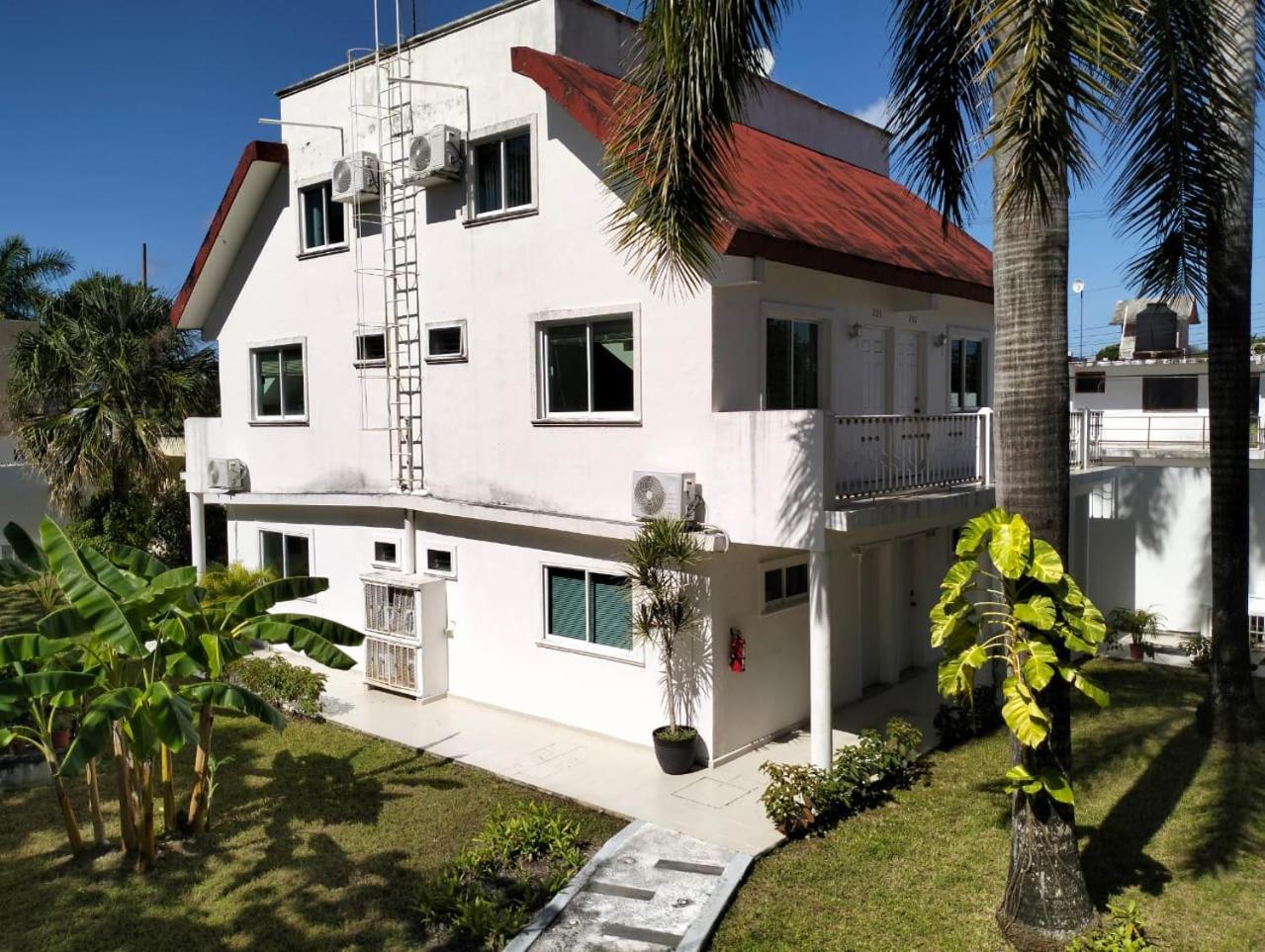 Hotel Oyo Dos Mundos