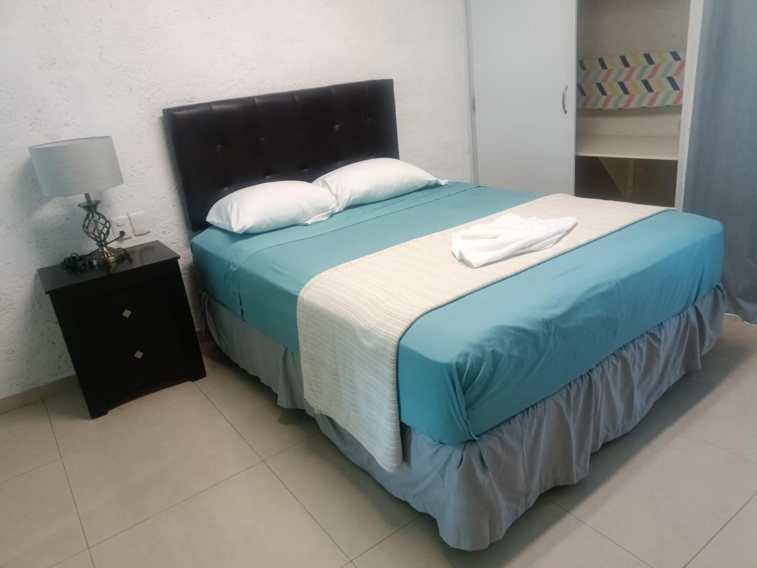Hotel Oyo Dos Mundos