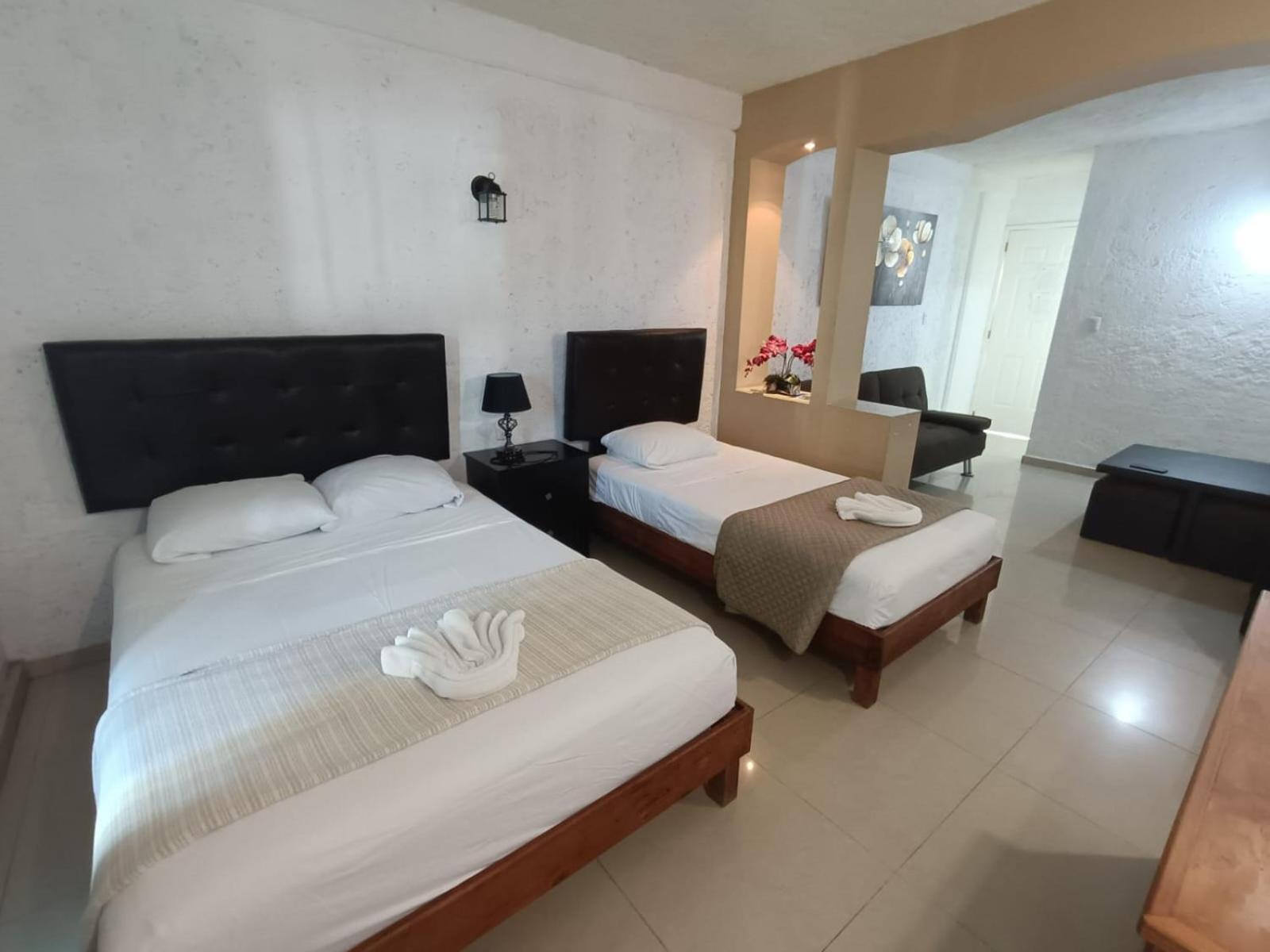 Oyo Dos Mundos Hotel