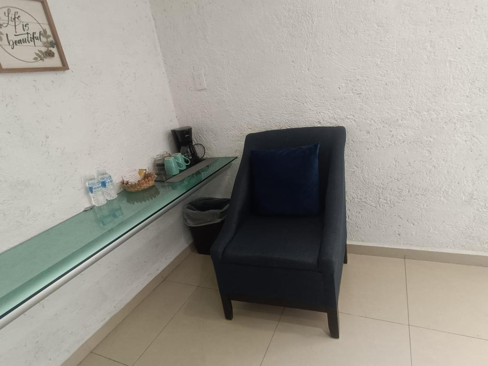 Oyo Dos Mundos Hotel